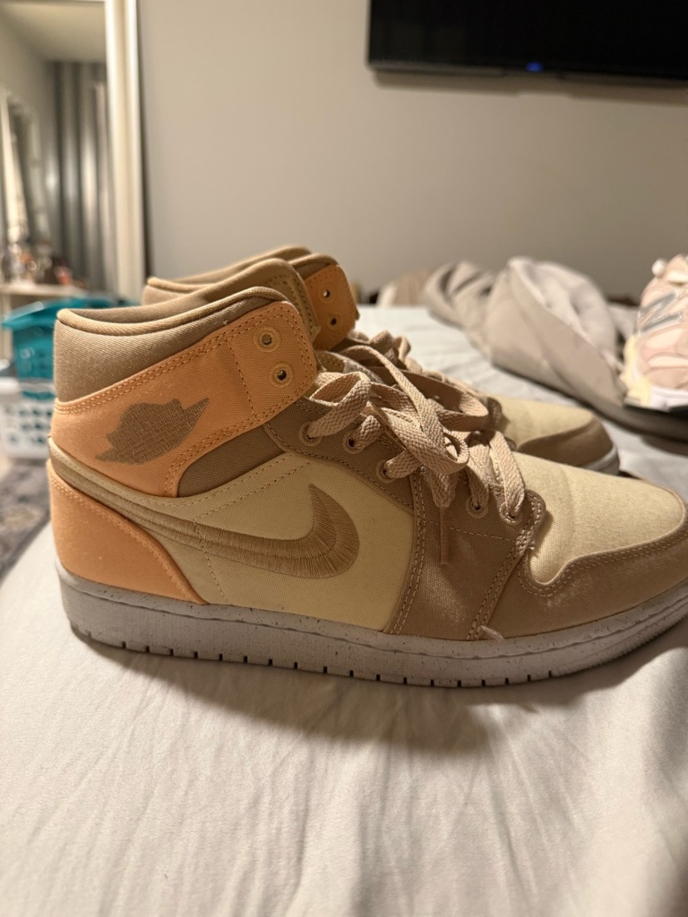 Nike High Top Sneakers in Beige & Peach